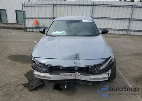 2022 Honda Accord Hybrid Sport from USA, damaged, VIN 1HGCV3F22NA025638
